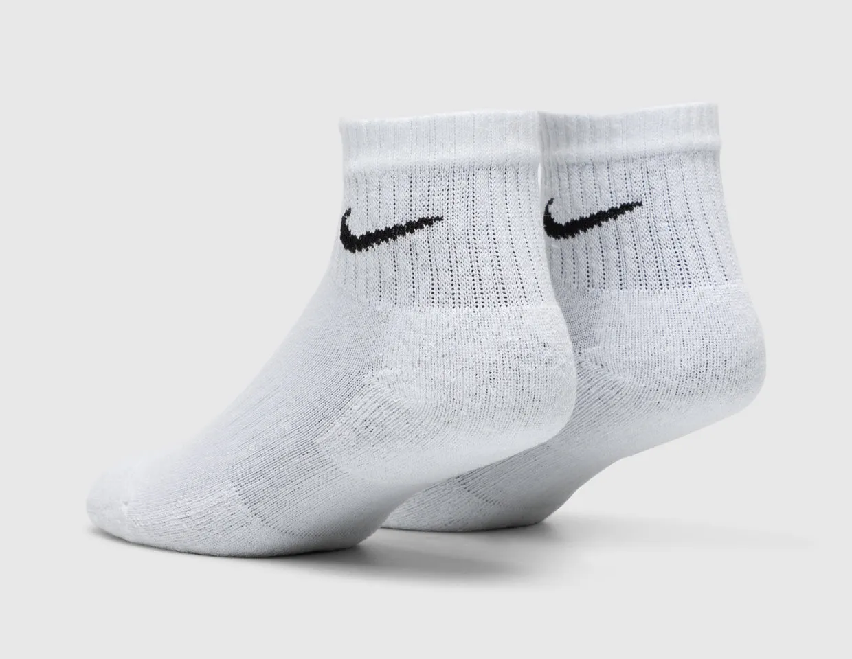 Nike Everyday Cushioned Ankle Socks White / Black