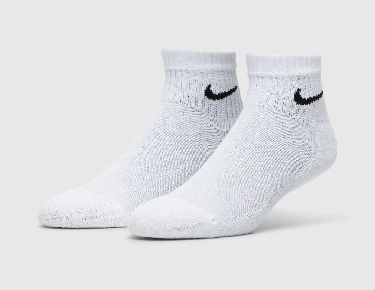 Nike Everyday Cushioned Ankle Socks White / Black