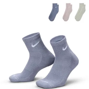 Nike Men's Everyday Plus Cushioned Training Ankle Socks (3 Pairs)